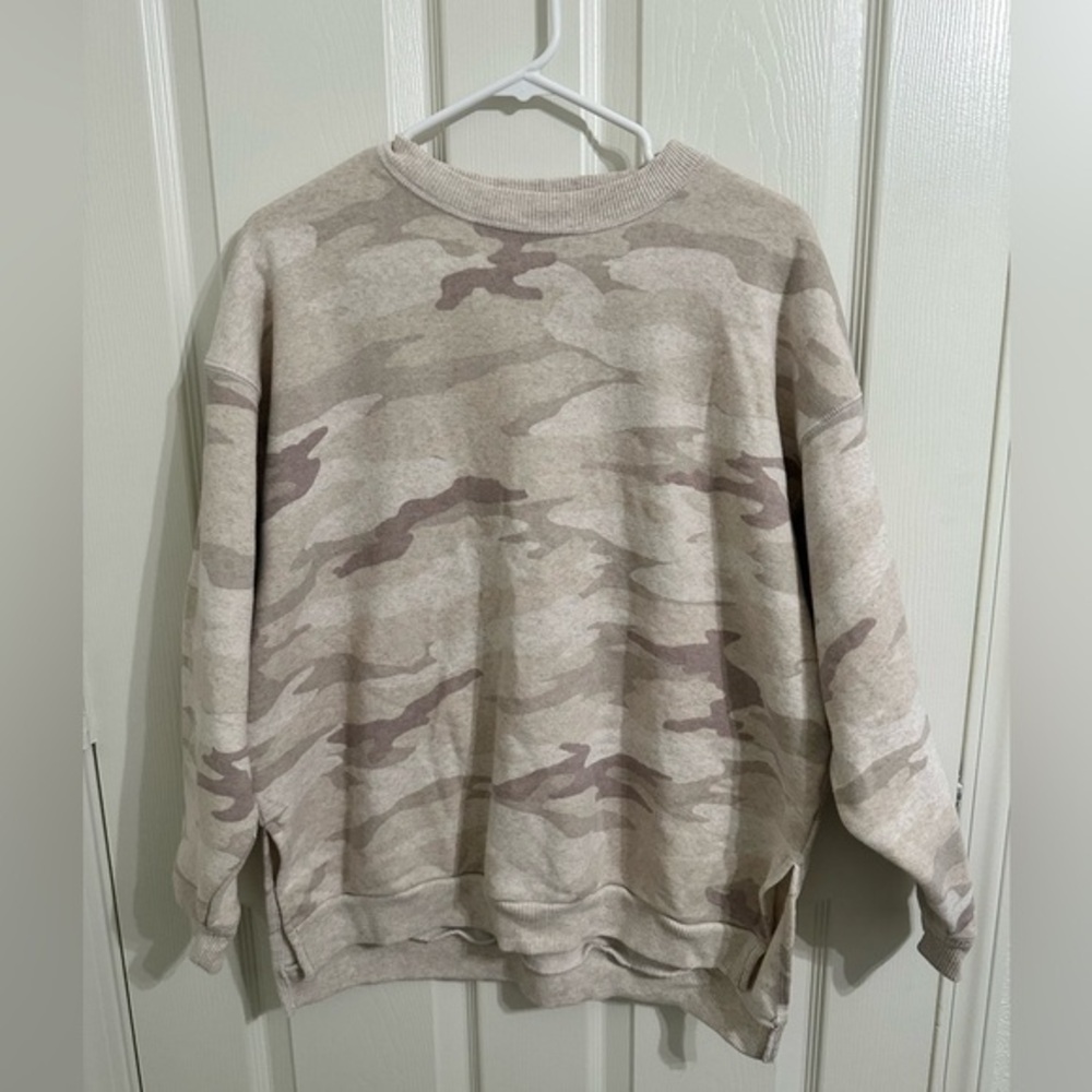 American Eagle Oversized Crewneck